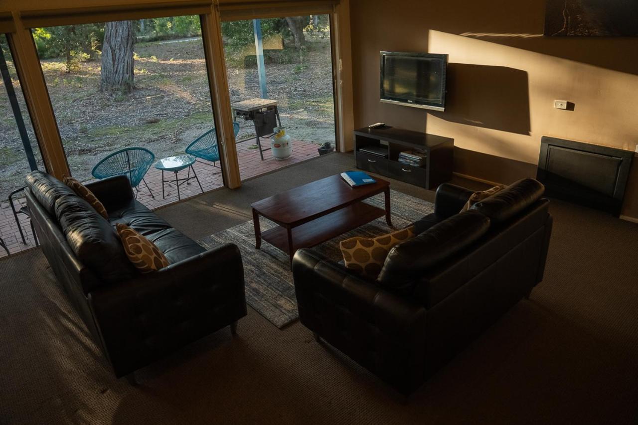 Villa Waterfront Retreat At Wattle Point Forge Creek Esterno foto
