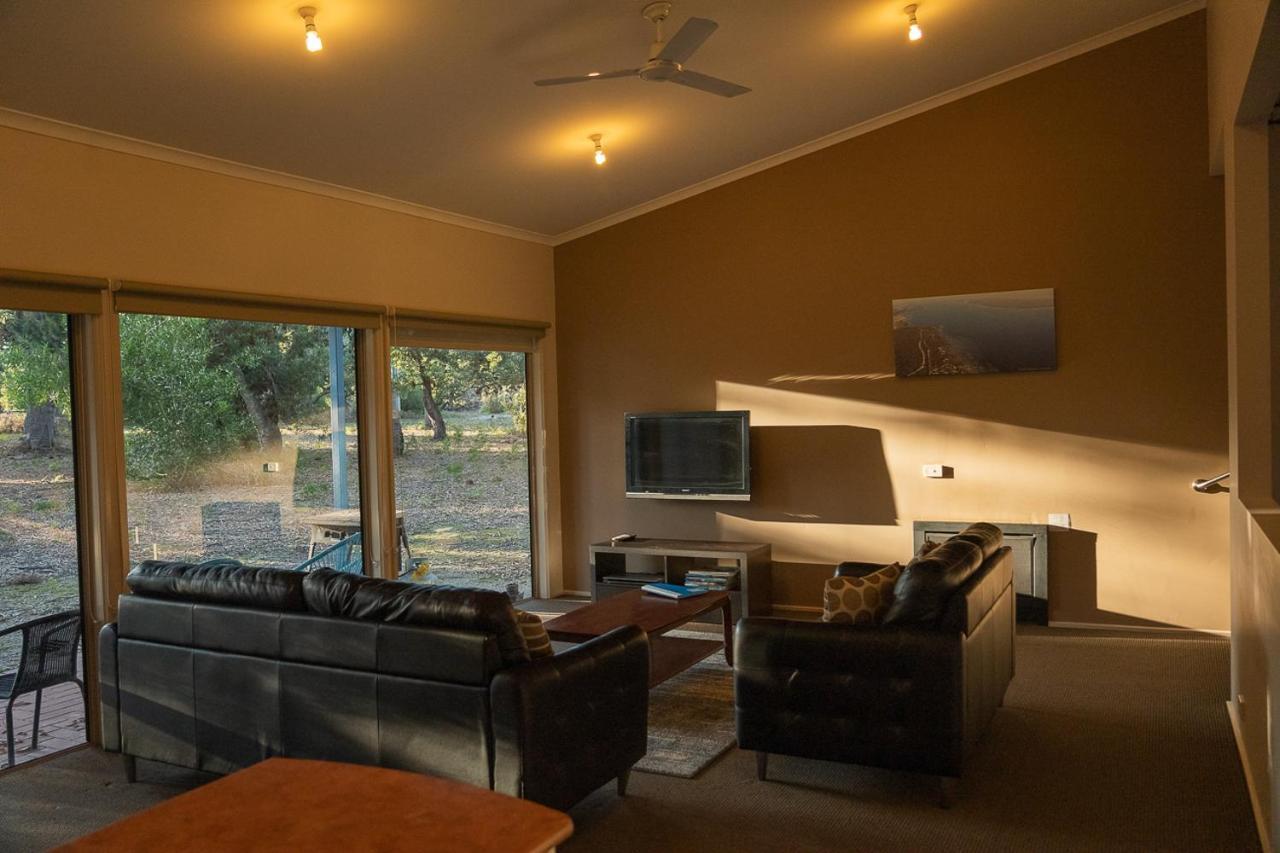 Villa Waterfront Retreat At Wattle Point Forge Creek Esterno foto