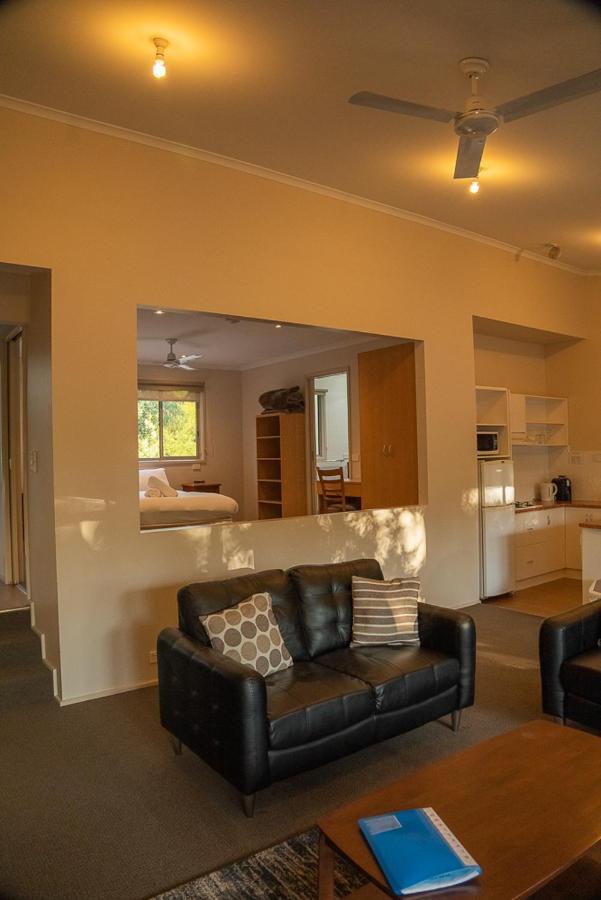 Villa Waterfront Retreat At Wattle Point Forge Creek Esterno foto