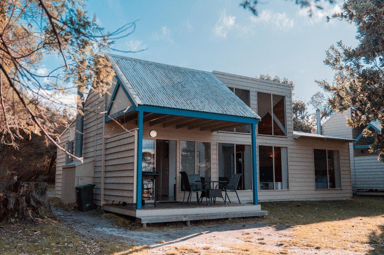 Villa Waterfront Retreat At Wattle Point Forge Creek Esterno foto
