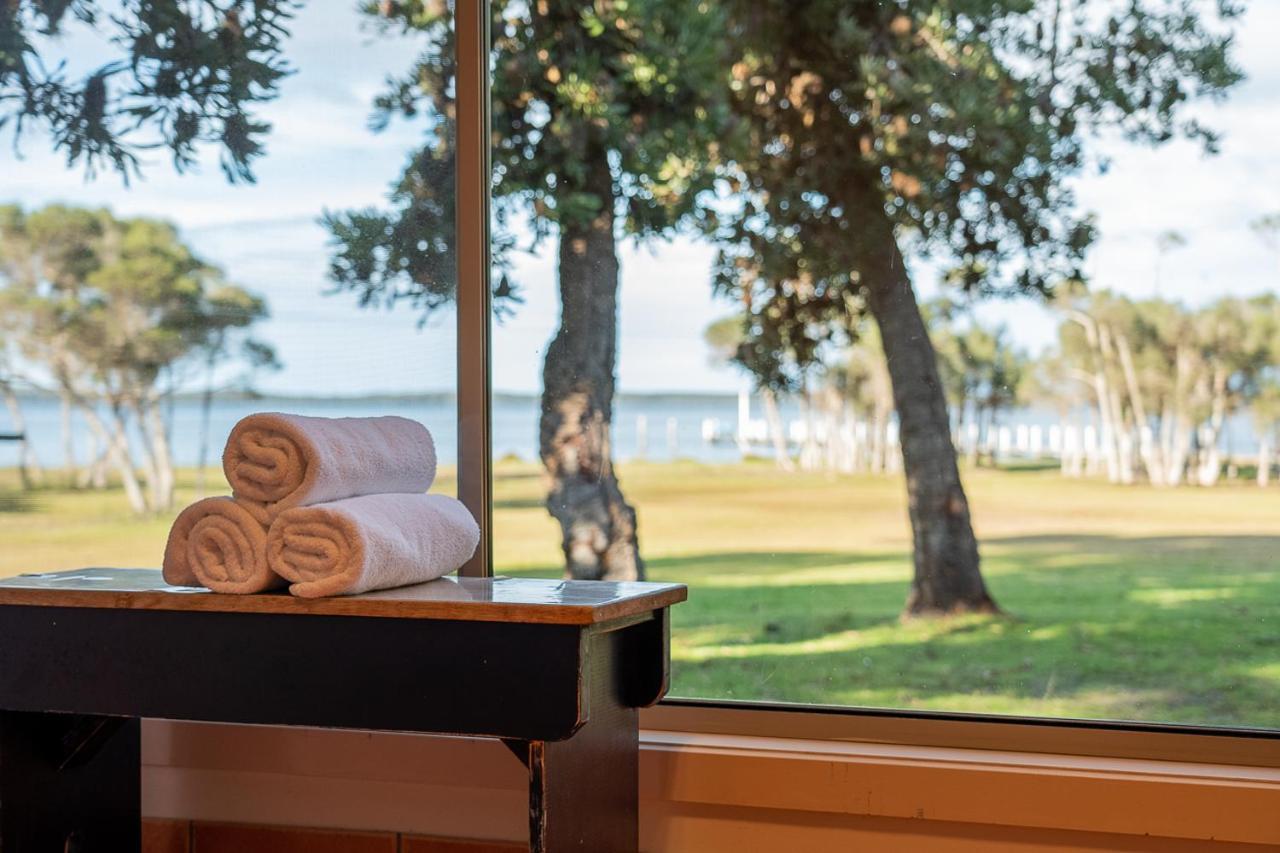 Villa Waterfront Retreat At Wattle Point Forge Creek Esterno foto